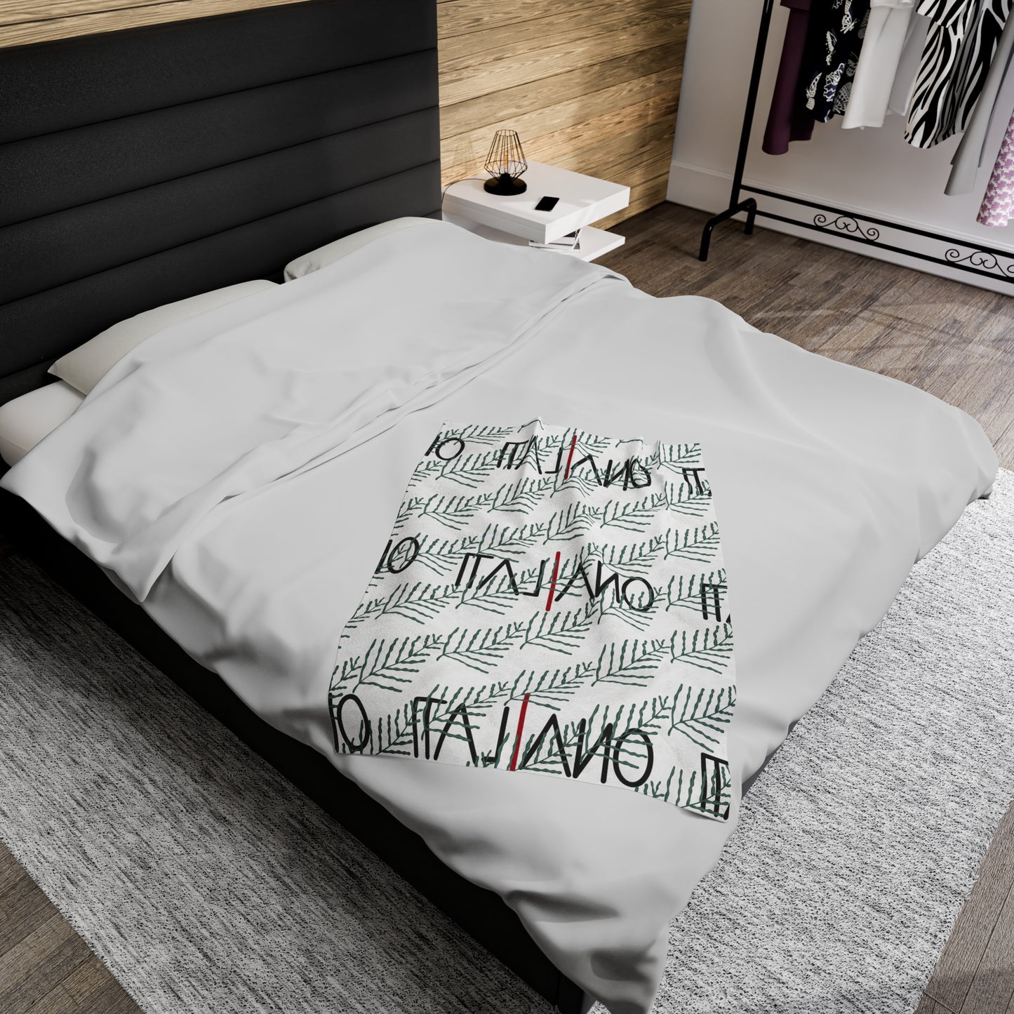 ITALIANO Velvet Plush Blanket